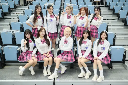 ▲因應本週變裝主題週，「浪LIVE電豹女」繼昨日的「Office Lady制服風格」後，今天全體以「學院風」青春亮相。（圖／雲豹球團提供）