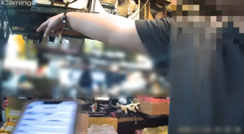 「愛周子瑜不行喔？」店員唱TWICE歌挨嗆：很憨！他1句回覆爆衝突