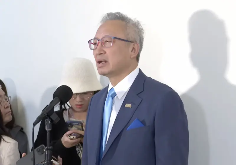 ▲中國駐日本大阪總領事薛劍嗆，要斬首日本首相高市早苗，出訪歐洲回台的外交部次長吳志中透露，普遍認為這樣的行為非常的不妥。（圖／翻攝畫面）