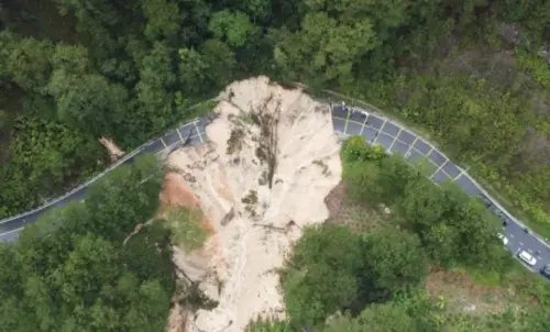 大叻旅遊喊卡！土石流淹沒對外道路　越南豪雨不斷
