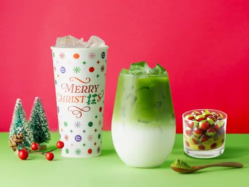 ▲日出茶太靜岡抹茶系列升級回歸，同步推出兩大全新配料「雙色抹茶紅豆Q湯圓」與「紫薯雲頂奶蓋」。（圖／日出茶太）