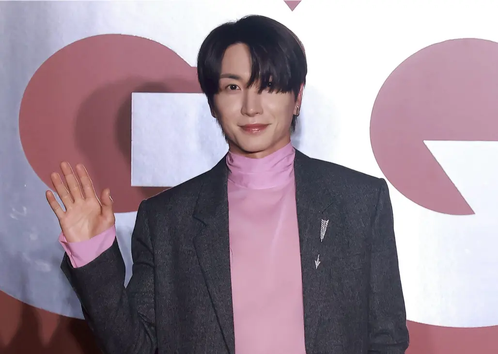 應援包風波沒影響利特人氣？數百粉絲尖叫迎接 第一排驚喜獲簽名