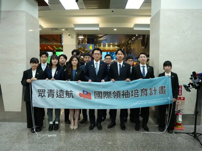    ▲民眾黨主席黃國昌率領民眾黨青年團出訪日本。（圖／民眾黨提供）  