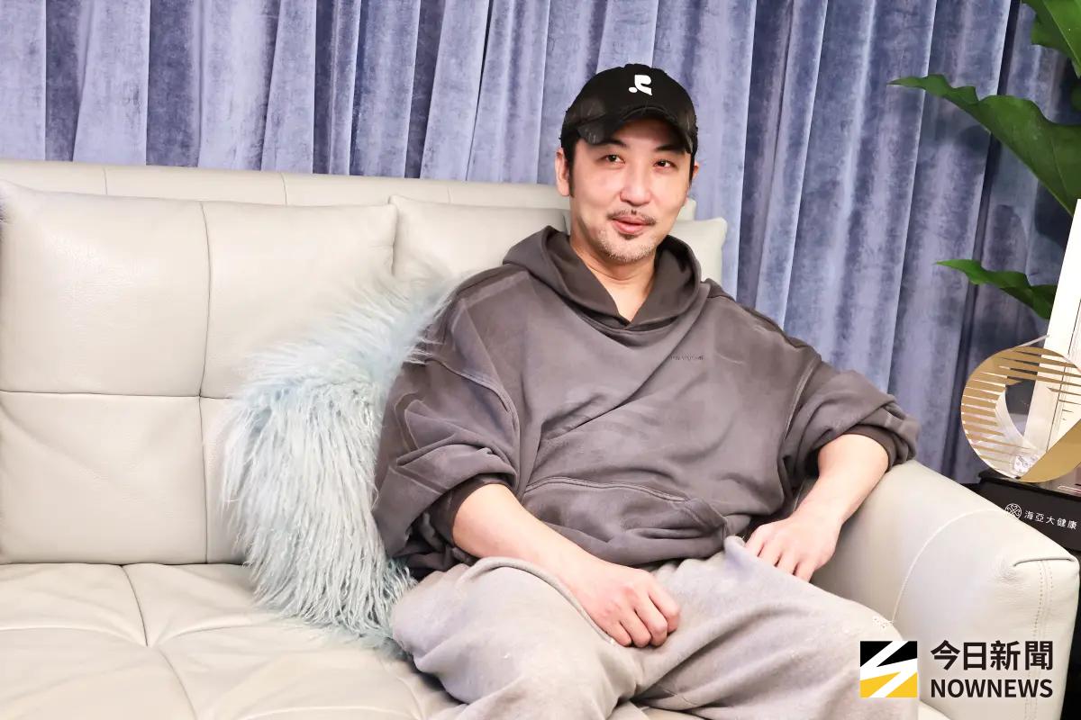 ▲李進良（如圖）同意女兒Emma整形，而且會親自替她做手術，開玩笑說萬一不答應，女兒跑去找佩甄老公做怎麼辦。（圖／記者吳翊緁攝）