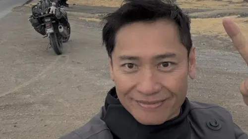 ▲馬來西亞演藝圈的資深幕後推手黃志明（如圖）今（25）驚傳車禍過世，稍早其家屬發出訃告證實：「他的離去，是演藝圈的巨大損失，也是我們內心深深的哀痛。」（圖／翻攝自Paul Wong臉書）