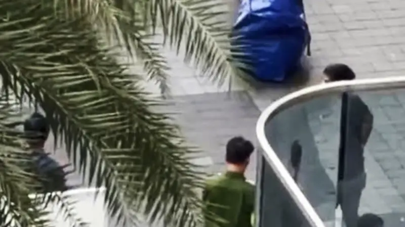 胡志明驚見「行李箱裝屍」！越南公寓出現2名棄屍客