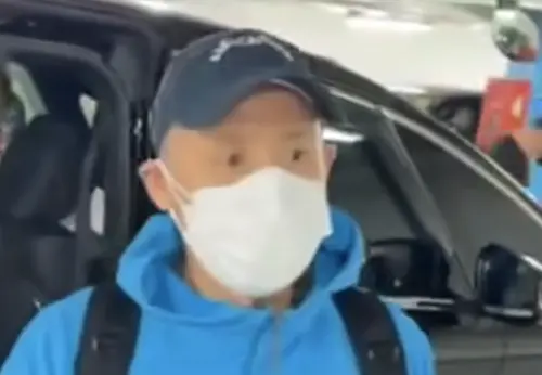 ▲64歲張學友前往新加坡演出，被網友嫌斷崖式衰老，網友不敢相信他現在變這樣。（圖／摘自Jacky Cheung Fans Page 臉書粉絲頁）