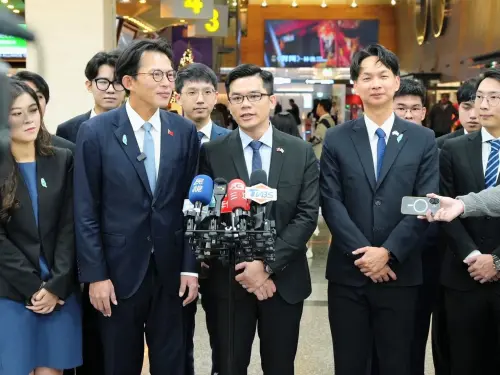 陪黃國昌訪日本！曾是「盧家軍」的他加入民眾黨　布局台中市議員
