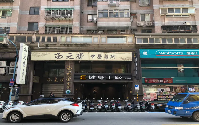 地下室店面每坪不到3萬！房東出租8年回本　專家：這幾類店家最愛