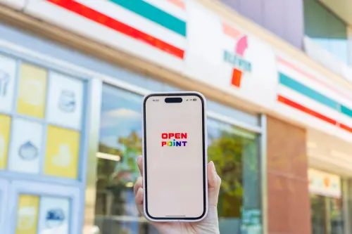 ▲7-11配合財政部最新一期2025年9~10月統一發票開獎活動，開出2張千萬特別獎、4張2百萬特獎、3張雲端發票專屬獎1百萬。（圖／7-11.com.tw）