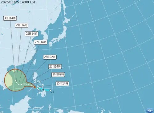 ▲目前在菲律賓的熱帶性低氣壓(TD-30)，氣象署也表示，未來它將有機會變颱風，並且會進入南海後持續朝西移動，對台灣天氣沒有直接影響。（圖／中央氣象署cwa.gov.tw）