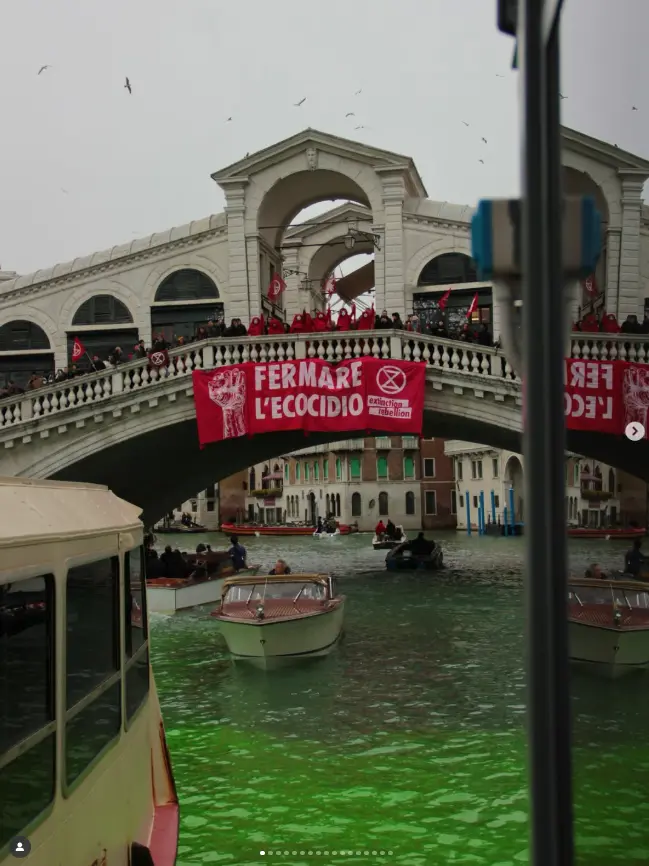 沒被關怕！環保少女「染綠威尼斯運河」慘遭禁止進城48小時