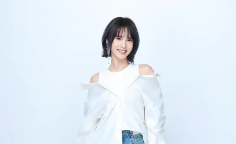 ▲歌手楊丞琳（如圖）出道25年，今年冬至她將在台北舉辦見面會，粉絲現場可吃湯圓同樂。（圖／索尼唱片提供）