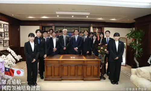 黃國昌訪日見嘸親台派大咖　綠委酸：跟名牌合影很有經驗
