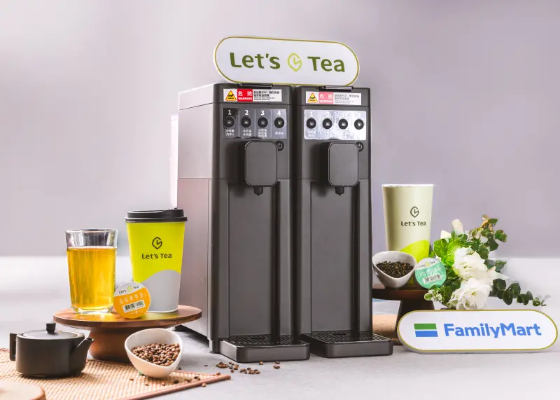    ▲「智能膠囊茶機」具備一鍵出茶、平均70秒快速出杯的特性，繁忙的現代人能輕鬆享受一杯療癒現泡好茶。（圖╱全家提供）  