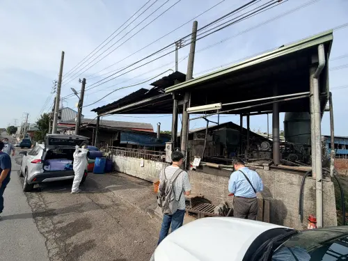 ▲台中市政府下午聯合稽查，但豬場外已經沒有廚餘桶，場內也沒有蒸煮廚餘的跡象。（圖／台中市政府提供，2025.11.26）