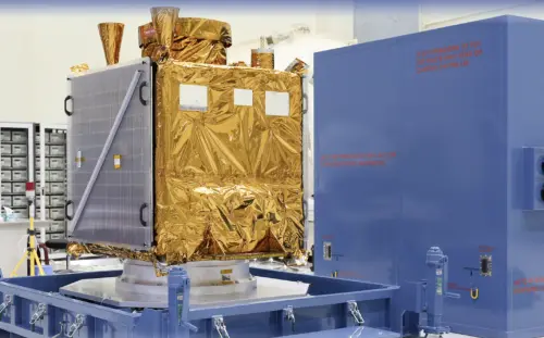 ▲齊柏林衛星是台灣第一顆由國家太空中心自主研發的高解析度光學遙測衛星，其中關鍵元件自製率超過8成。（圖／翻攝tasa.org.tw官網）