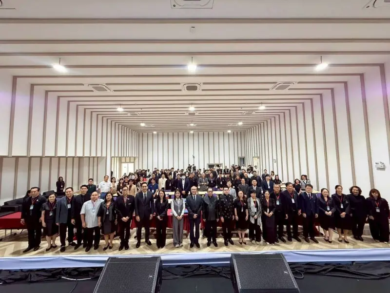 修平師生赴泰參加國際學術研討會 深化國際學術交流合作