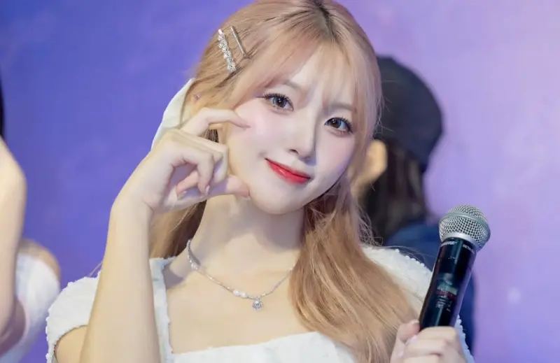 ▲《NOWNEWS今日新聞》為各位整理今（26）日本站的熱門娛樂新聞，樂天桃猿韓籍啦啦隊成員廉世彬（如圖），驚傳長期被韓籍黃姓經紀人性騷擾；李多慧徵助理開出超香待遇。（圖／廉世彬IG@beena._s2）