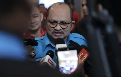 安華親信爆貪風暴！醫院弊案延燒　閃電請辭難救反貪形象
