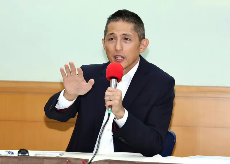 ▲媒體人羅旺哲認為，有意爭取提名參選北市長的吳怡農，應該是GG了。（圖／記者朱永強攝）