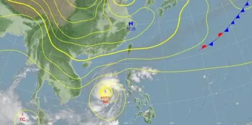 ▲香港北方有高壓、南方有颱風，「氣壓梯度」增加，導致「風力增強、風速加快」。（圖／中央氣象署cwa.gov.tw）
