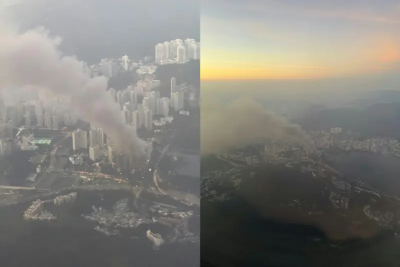    ▲香港宏福苑社區26日發生大火，有網友在飛機上拍下火災當下，大量濃煙從大樓竄出的畫面。（圖／翻攝自小紅書）  