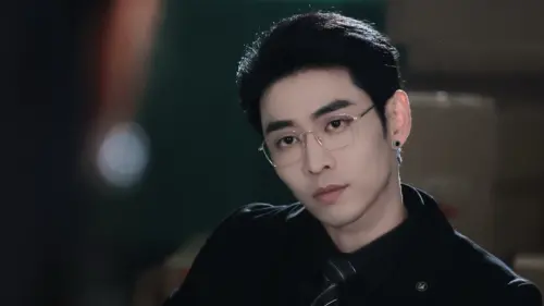 短劇男神曹天愷官宣戀情！健身到一半被拍屁股　粉絲喊：這是真愛
