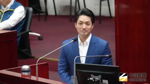 黃仁勳又來了！現身四平街買蜜餞　蔣萬安：輝達投資計劃書還未送
