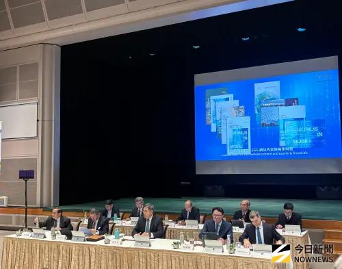 台泥擺脫單一市場依賴　董事長因管理不夠到位致歉投資人
