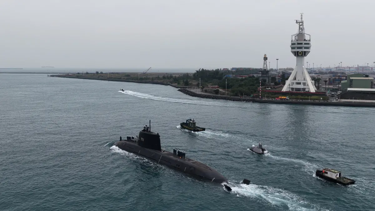 海鯤號第四次海測 台船：動力、空調、航儀、通信、潛望鏡等順利