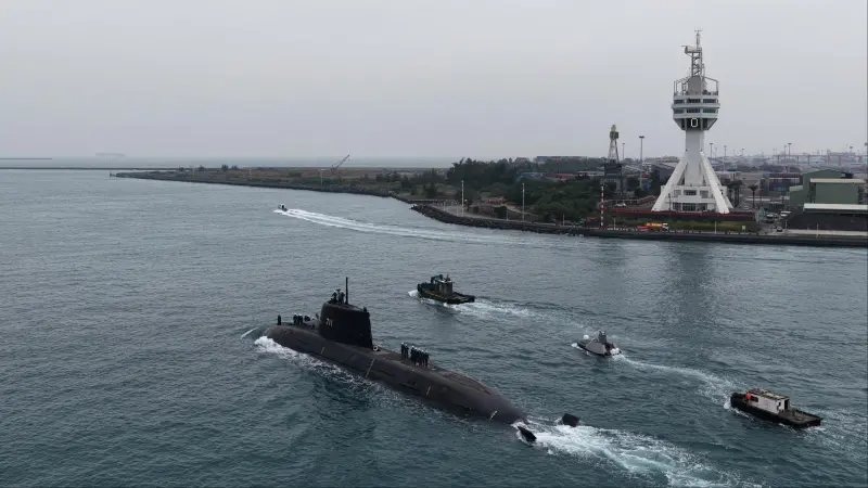 睽違147天！海鯤號潛艦再度海試　前潛艦軍官：下次應該是潛航