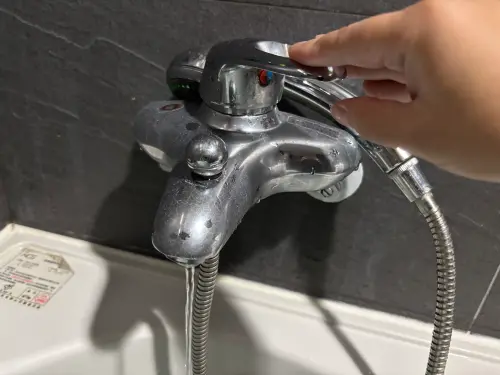 淡水人快儲水！淡北道路挖破管線　今緊急停水38小時：16里受影響
