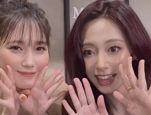 TWICE子瑜合體女神！本田翼終於見本命超害羞　養眼畫面粉絲暴動

