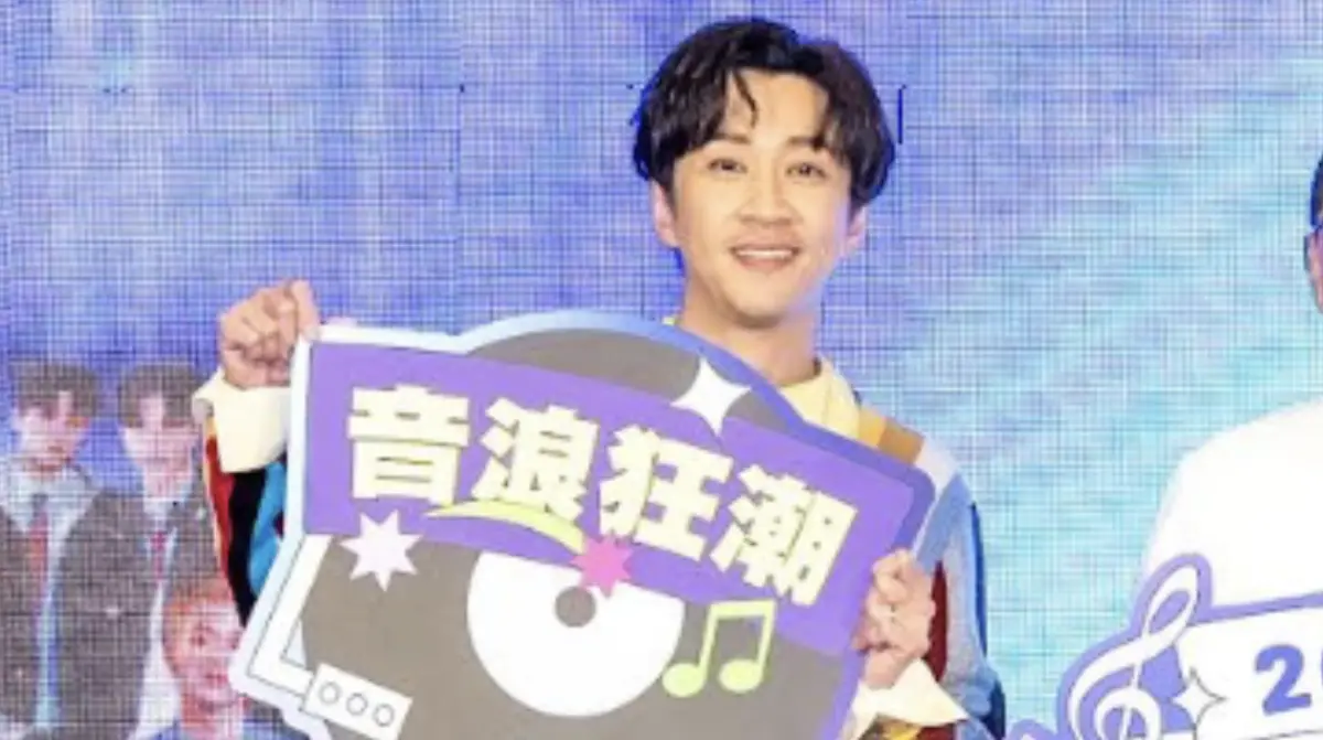 ▲陳漢典（如圖）、Lulu夫妻倆工作各自忙碌，下月即將迎來耶誕節，男方打算安排2人看電影約會，之後蜜月旅行也想完成女方心願，「到北歐看極光！」（圖／TVBS提供）