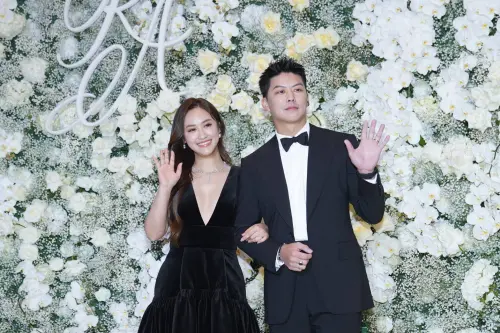 ▲吳姍儒（左）和老公王陽開（右）出席許瑋甯婚禮。（圖／NOWNEWS攝影中心）