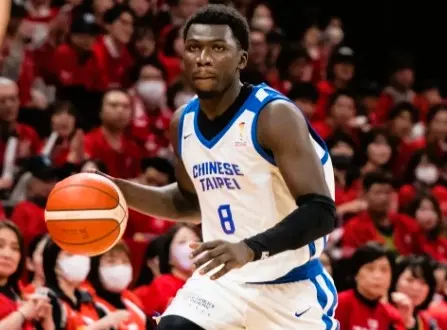 ▲中華男籃今（28）日在世界盃資格賽客場交手日本男籃，中華隊由高柏鎧攻下全隊最高的23分，林庭謙也有13分進帳，陳盈駿則是只拿下3分。（圖／取自FIBA亞洲盃）