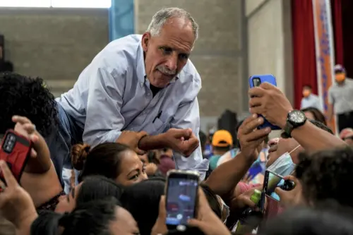 ▲此次宏都拉斯大選，保守派國家黨（National Party）的候選人阿斯夫拉（Nasry Tito Asfura），獲得川普大力支持。（圖／美聯社／達志影像）