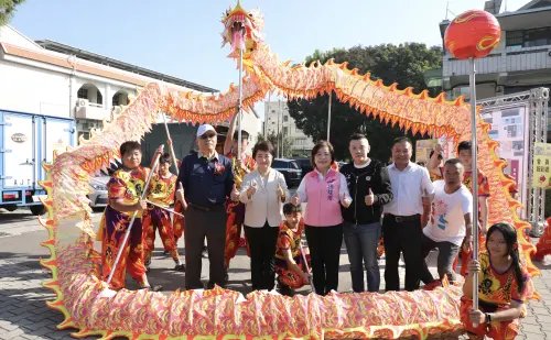 ▲盧秀燕昨天和江啟臣同框、今天與楊瓊瓔合體，並讚「想爭取為市民服務都是好事」。（圖／台中市政府提供，2025.11.29）