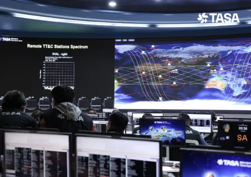 ▲今早10時42分首度通過台灣上空，並與台灣地面站通聯，並開始執行對地表取像之光學遙測任務。（圖／翻攝tasa.org.tw）