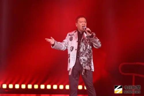 ▲歌手施孝榮（如圖）擔任民歌高峰會統籌，他將表演陣容分為男生組和女生組，還排了「撩妹組曲」，叫老婆先不要聽，非常幽默。（圖／記者林柏年攝影）