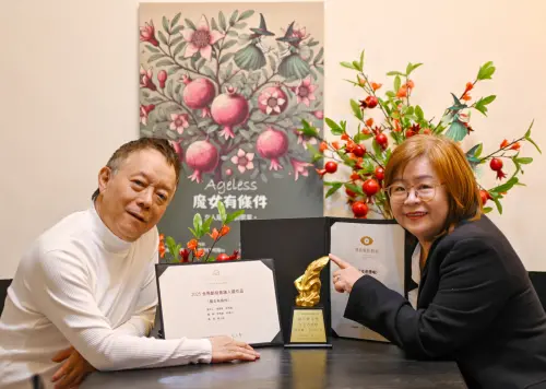 ▲「魔女有條件」和「女支者遭咯」雙料入圍是潘重威和林貴敏從藝人經紀轉向IP創作經營的新階段圖／創意大群組提供）高的學費