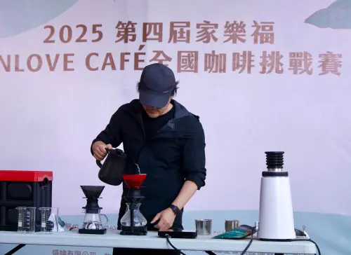 ▲手沖咖啡社會組亞軍張晉銘。（圖／家樂福）