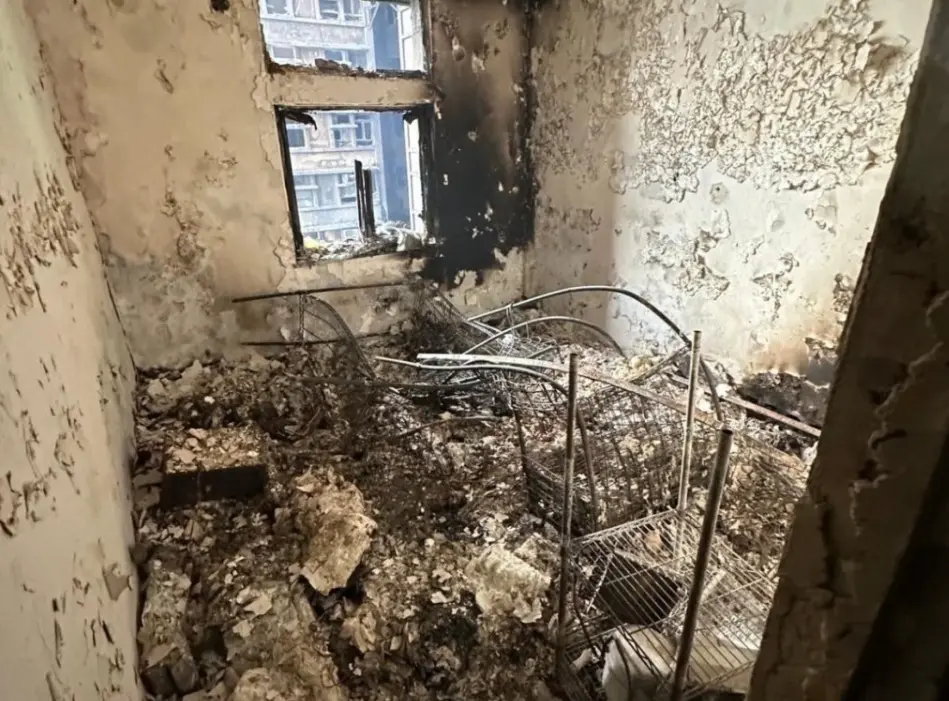 香港宏福苑大火後內部畫面曝光！全屋燒成灰燼景象震撼