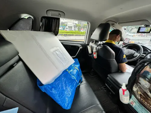 ▲第58份-1，陳列品運送。（圖／藍白拖提供）