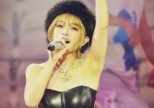 濱崎步開無人演唱會！中國硬抝只是彩排　時間軸曝光陸網也不挺了
