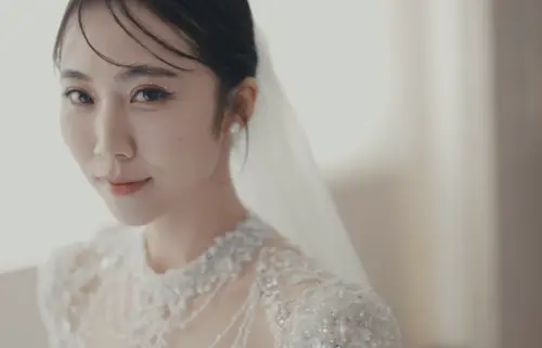 ▲兒童台Kiwi姐姐結婚了！低調成為「高太太」粉絲獻上祝福，老公正面照也曝光。（圖／翻攝自IG@kiwiwihi）