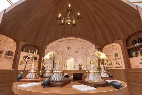 ▲聞香區則讓民眾親身體驗氣味魅力，一邊拍照打卡、一邊享受濃厚的異國漫遊感。