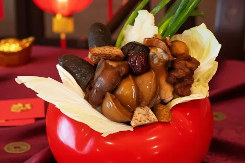 ▲ 螺頭極品佛跳牆，螺頭自帶鮮味，結合花膠的海味，不腥而清鮮。（圖／金典酒店提供）