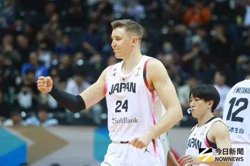 世界盃男籃／日本歸化球員霍金森為何意外落選？主帥戰略意圖曝光

